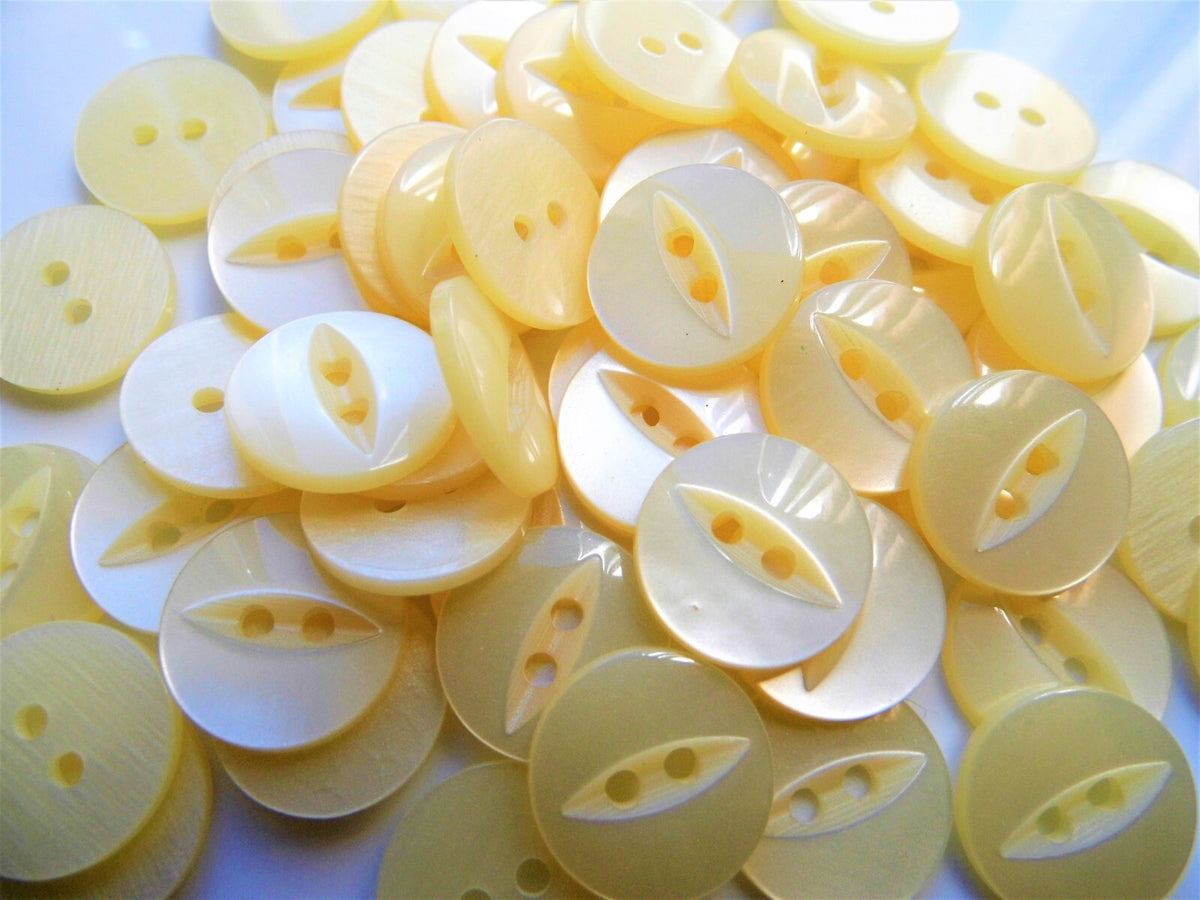 Fish Eye Buttons - 27 Colours 11.5mm 14mm 16mm 19mm - Eyed Buttons Baby Buttons - Cream
