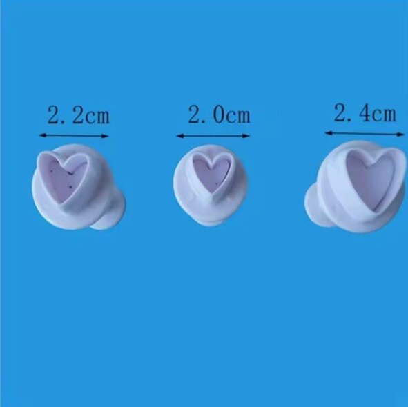 3 Piece Set Star Heart Round Square Fondant Icing Decorating Tool Plunger Cutter - Heart