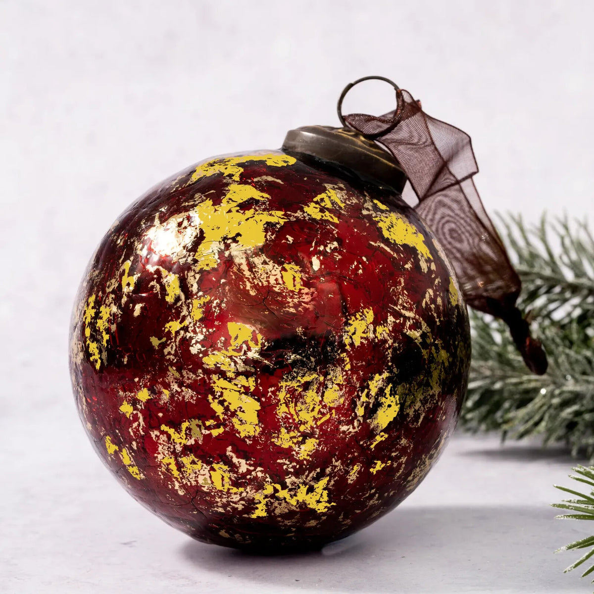 XL Glass Handcrafted Baubles Premium Traditional Christmas Tree Bauble 10cm - Wine with Gold Foil Crackle Glass Ball - 1 Bauble