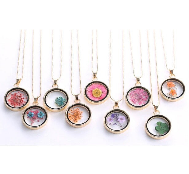 Dried Flower Round Locket Pendant Gold Plated Glass Charm Chain Necklace Botanic