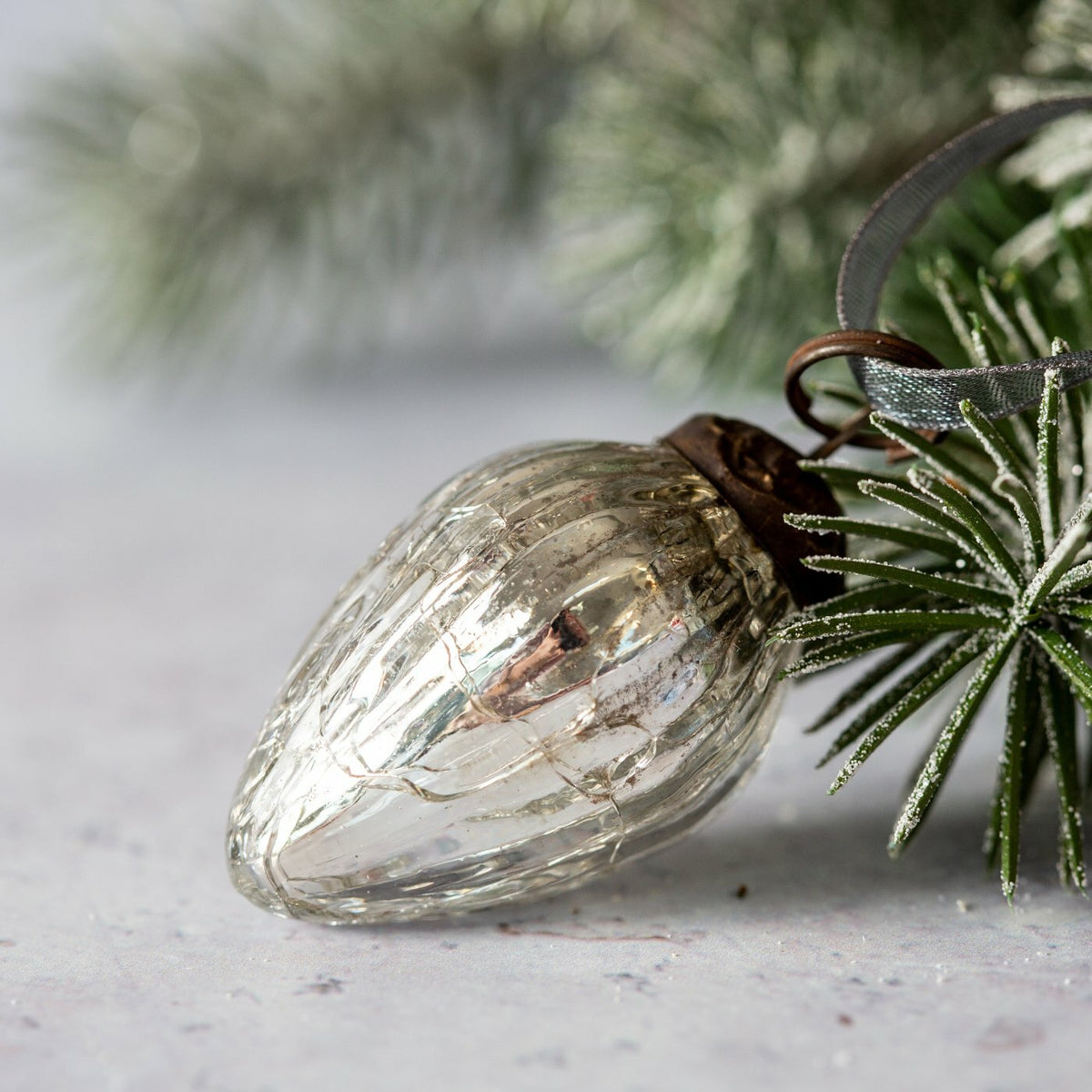 6 Pack Small Glass Handcrafted Baubles Premium Traditional Christmas Tree Craft - Set of 6 Small Silver Crackle Glass Pinecones