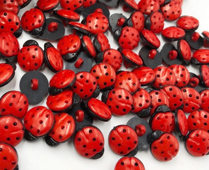 Ladybird Ladybug Buttons Embellishments Scrapbook Craft Baby Childrens Clothing