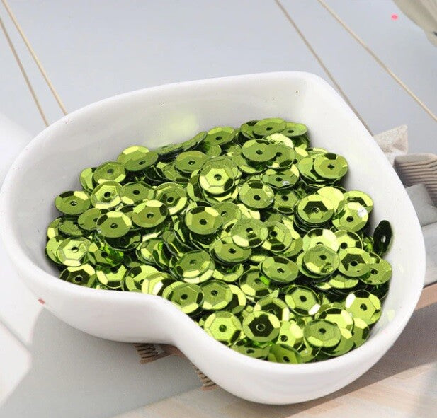 550 / 1200 Round 5mm Loose Sequin Sewing Trim Costume Sequins Craft - 36 COLOURS - Lime Green