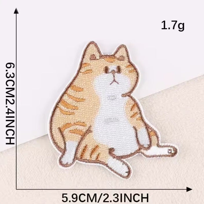 Cat Embroidered Patch Cats Embroidery Patches Iron on / Sew on / Glue on - 1
