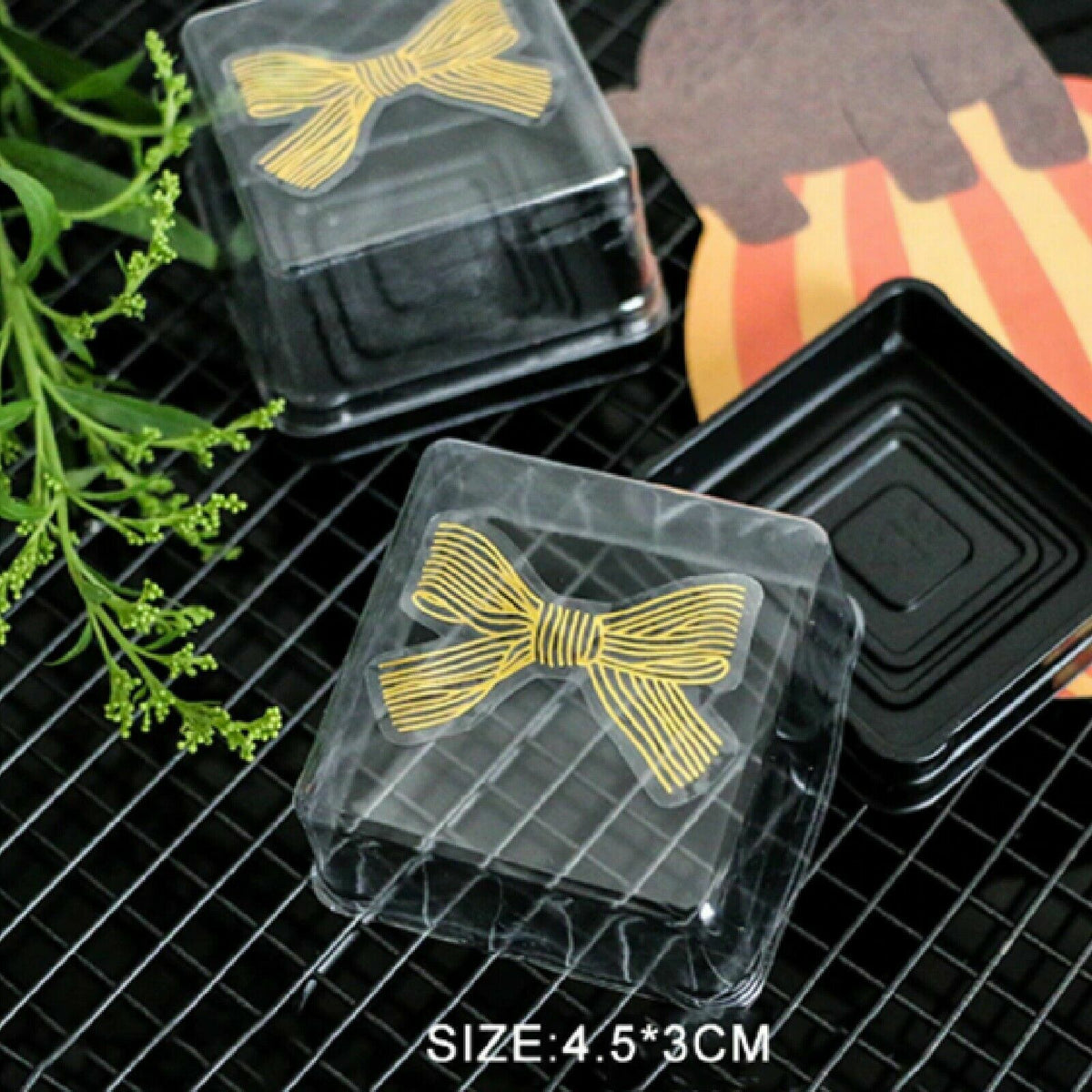 Gold Bow Stickers Seals Wedding Birthday Present Handmade Gift Craft 4.5x3cm