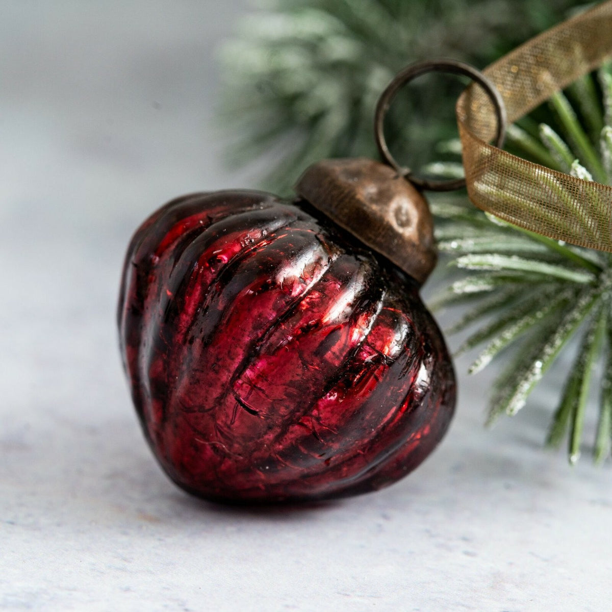 6 Pack Small Glass Handcrafted Baubles Premium Traditional Christmas Tree Craft - Set of 6 Small Wine Crackle Glass Lanterns