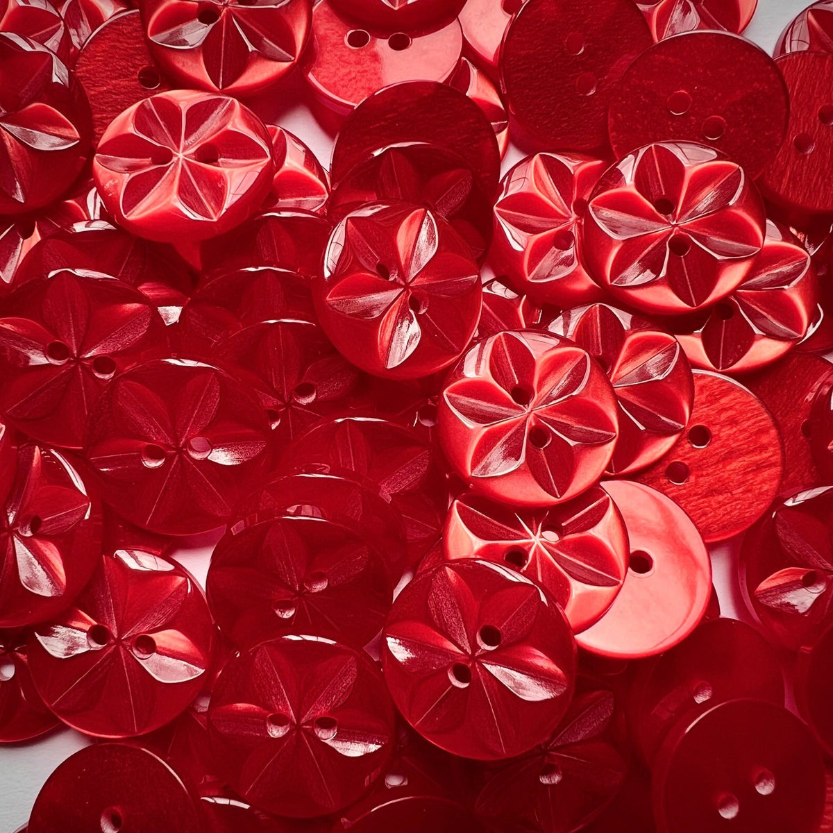 Star Buttons Round Star Pattern Baby Button - 11 Colours - 11.5mm, 14mm, 16mm - Red