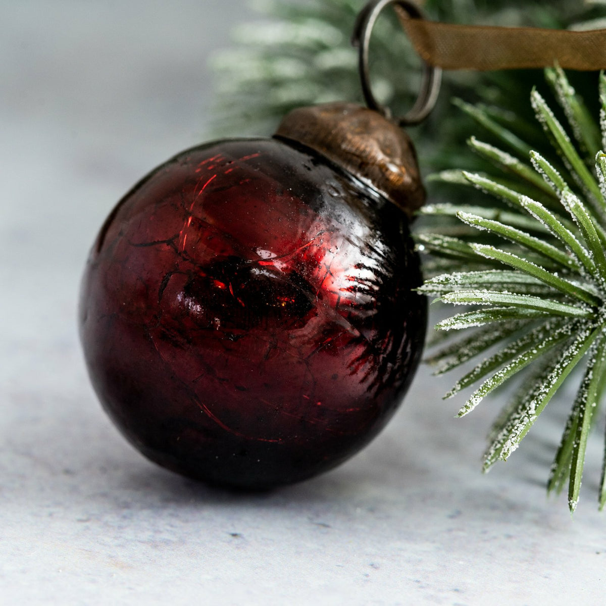 6 Pack Small Glass Handcrafted Baubles Premium Traditional Christmas Tree Craft - Set of 6 Small Wine Crackle Glass Balls 4x3.5cm