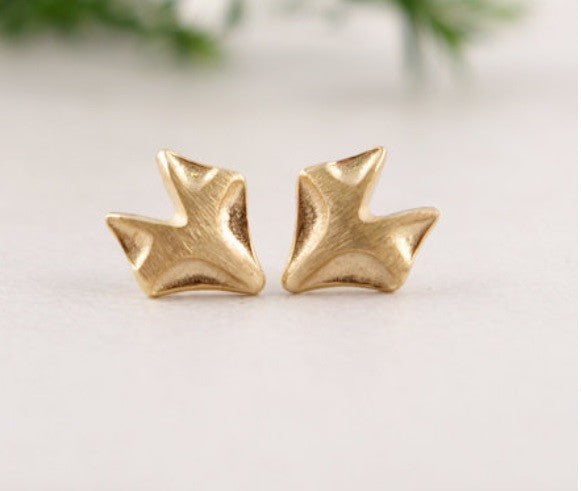 Minimalist Fox Face Stud Earrings Gold Silver Rose Gold & Mini Gift Box - Gold