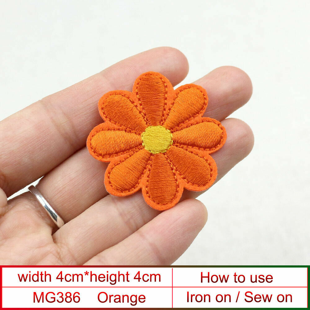 Daisy Flower Embroidered Patch Applique Customise Clothing Iron on Patches 4cm - Orange